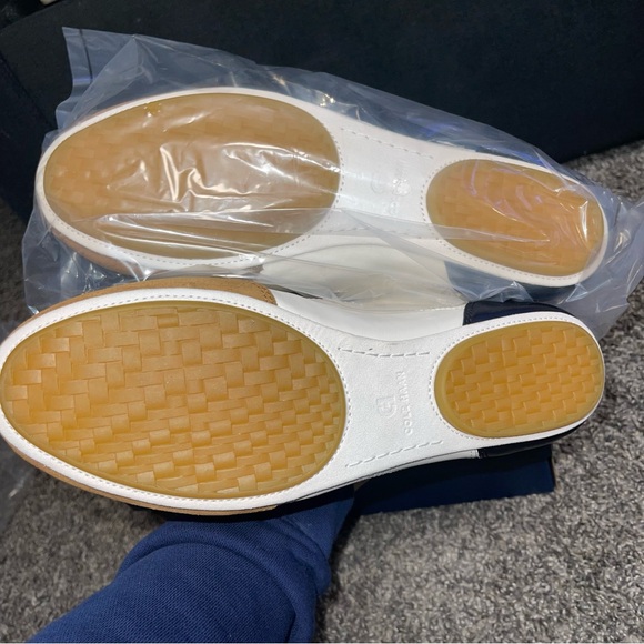 Cole Haan Women's GrandPrø Ardsley Travel Sneaker 8B - Picture 2 of 5